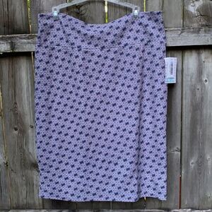 Lularoe Skirt sz. 2XL NWT